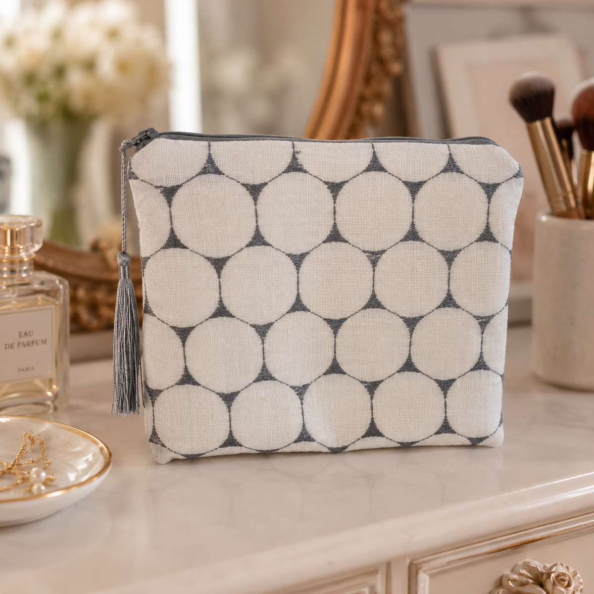 Geometric make up bag